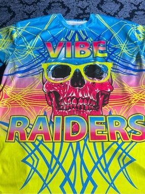 Vibe Raiders Neon Skull Graphic Tee